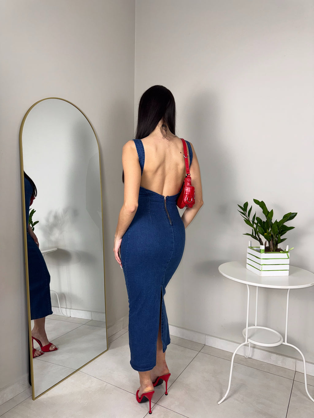 DRESS IN DENIM
