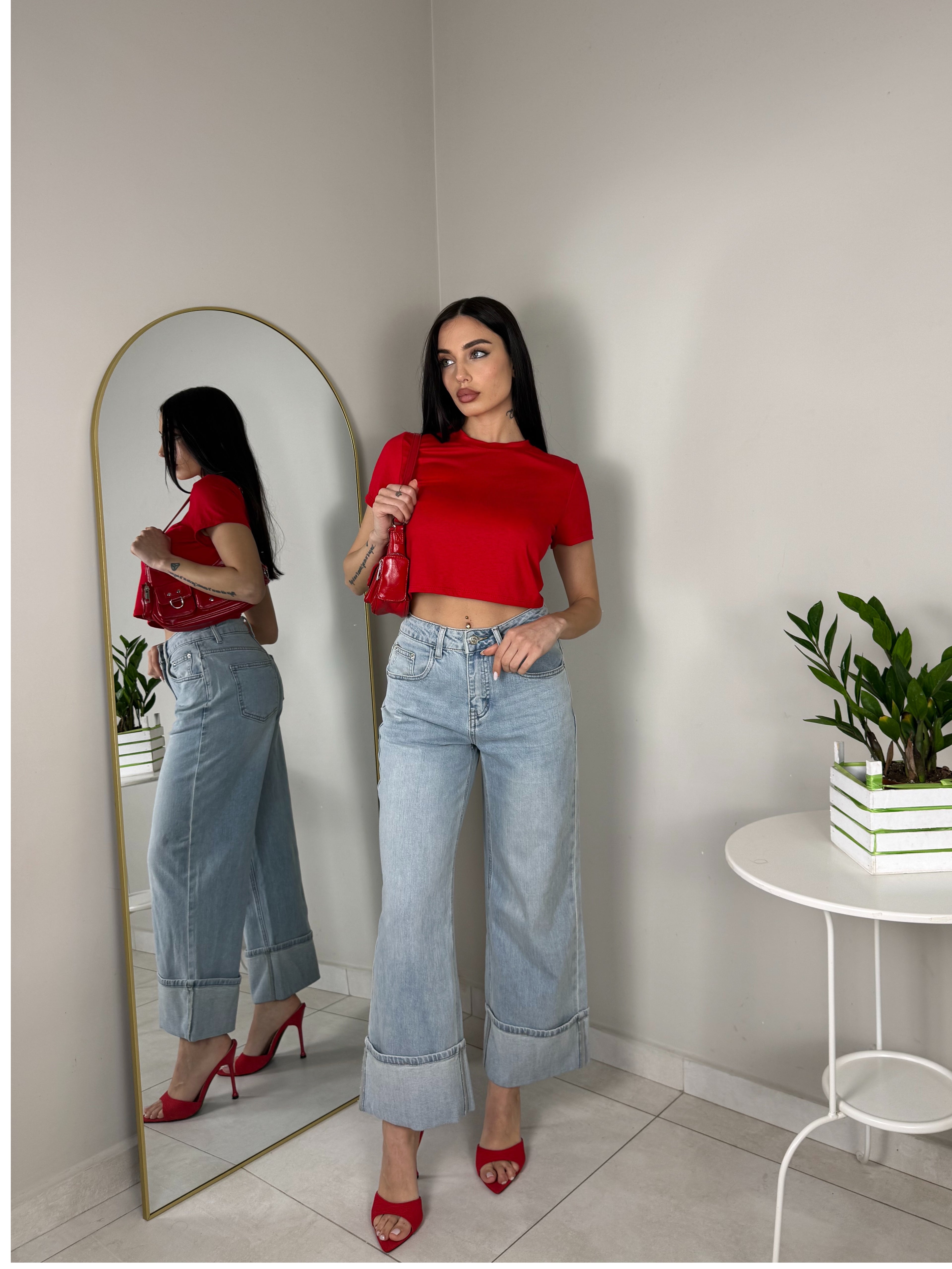 JEANS CON RISVOLTO