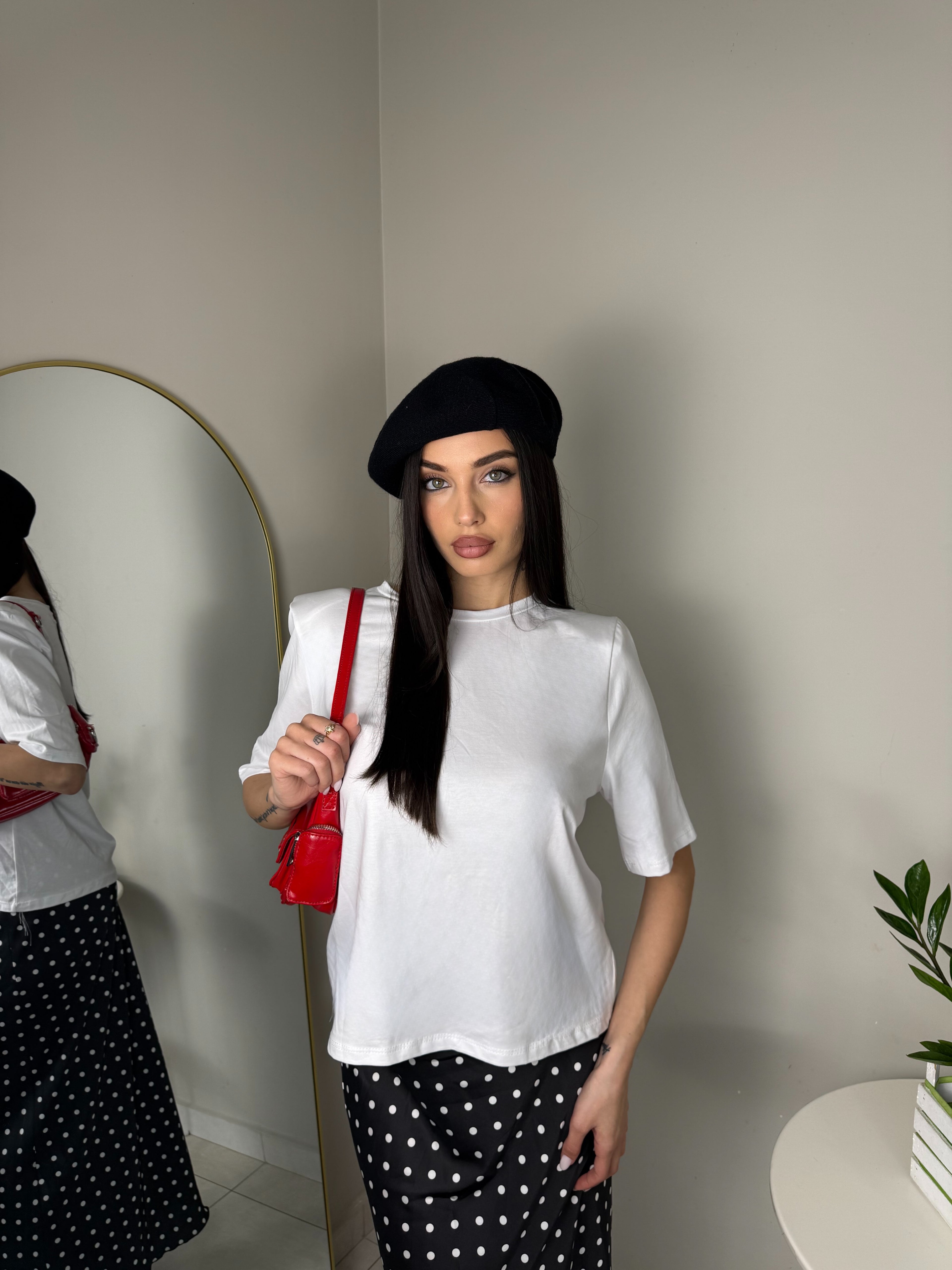 T-SHIRT CON SPALLINE RINFORZATE