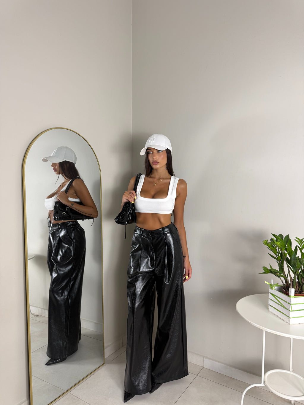 PANTALONE IN ECOPELLE NERO