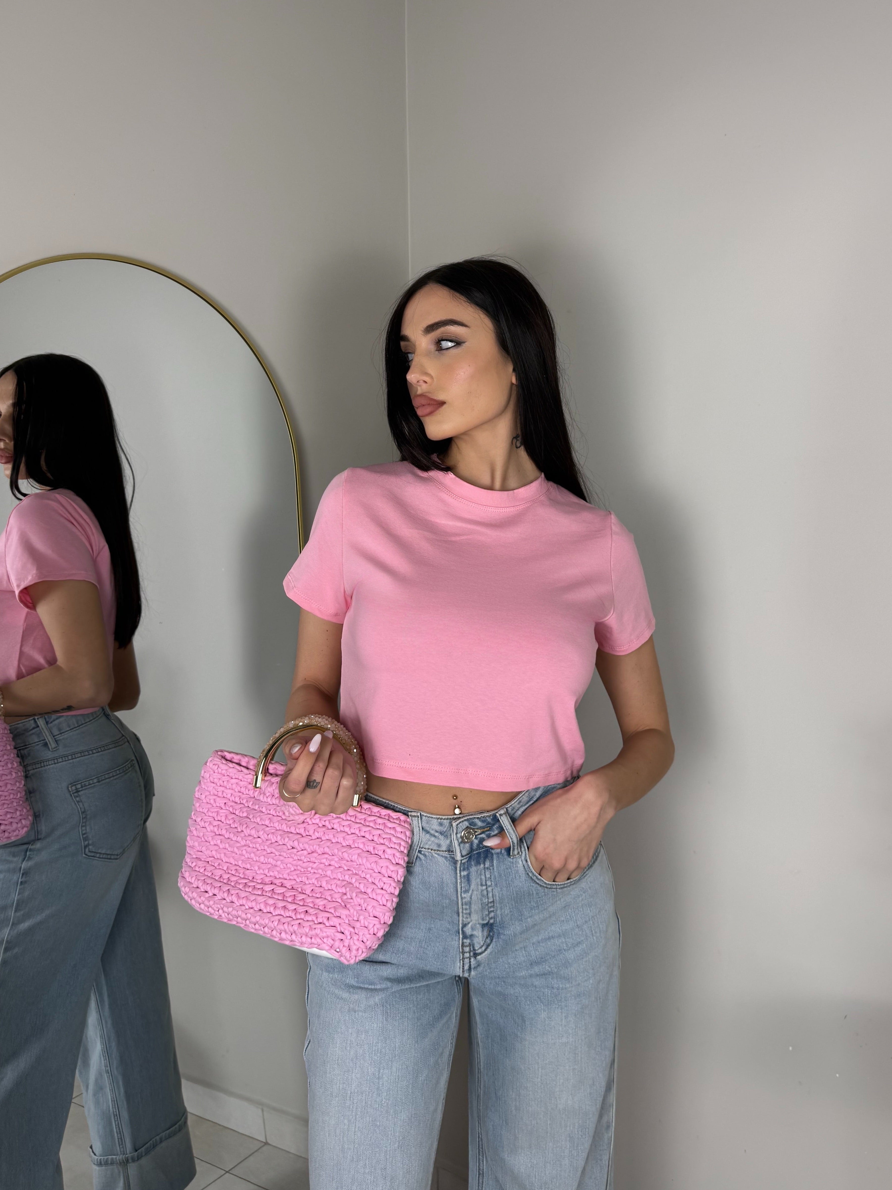 T-SHIRT CROP BASIC