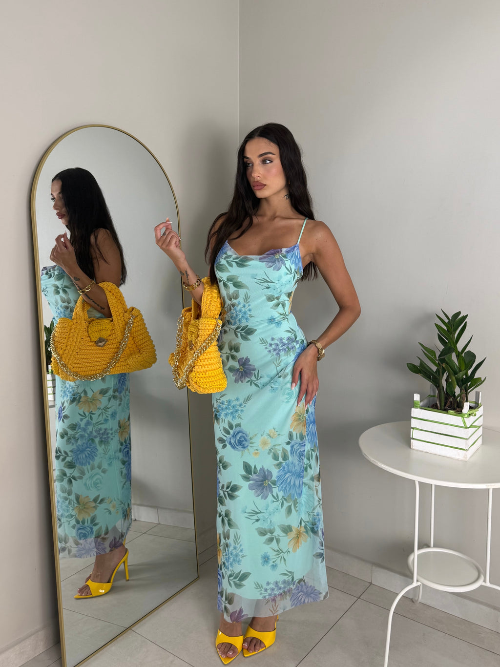 DRESS GARDEN