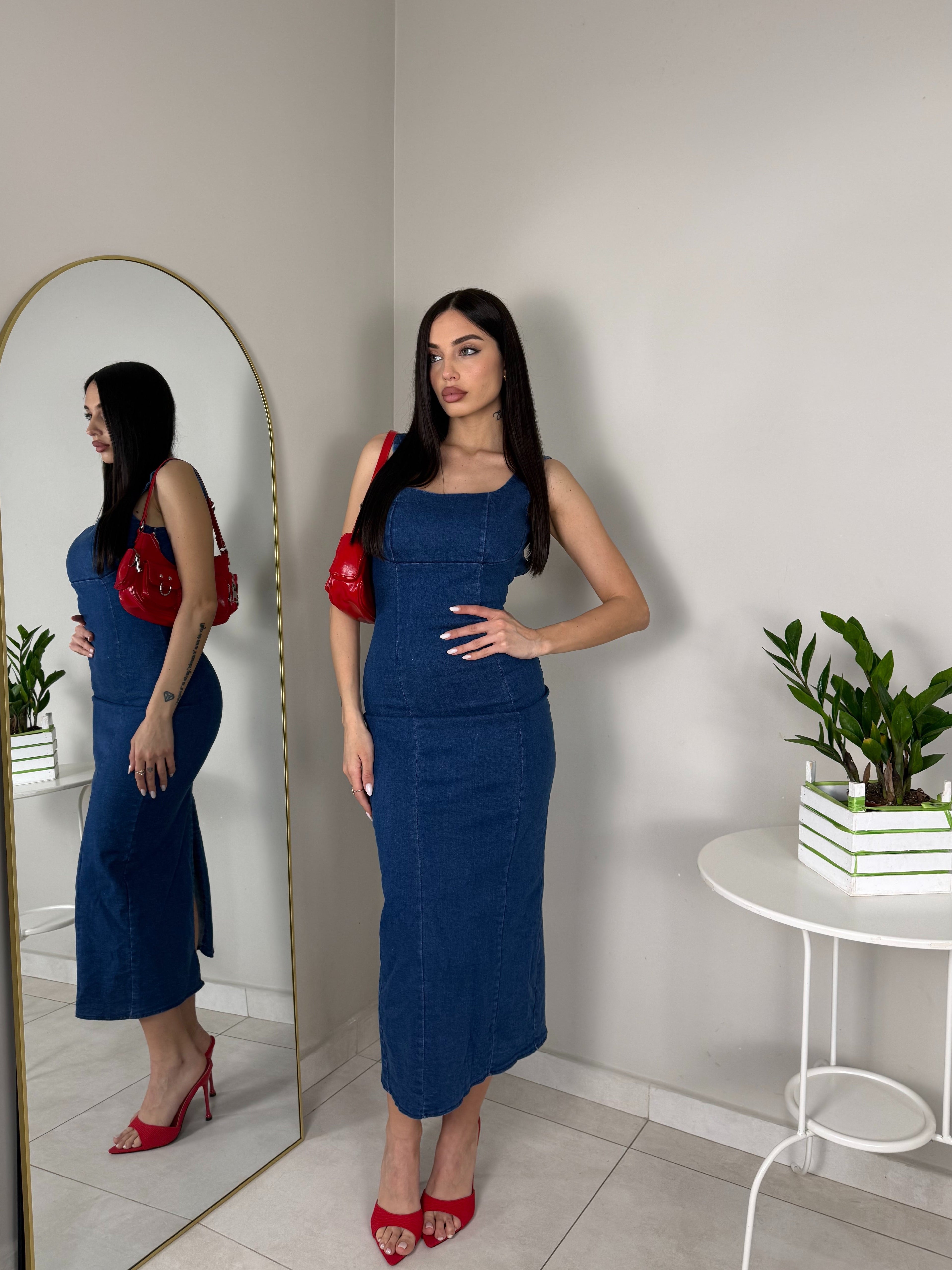 DRESS IN DENIM
