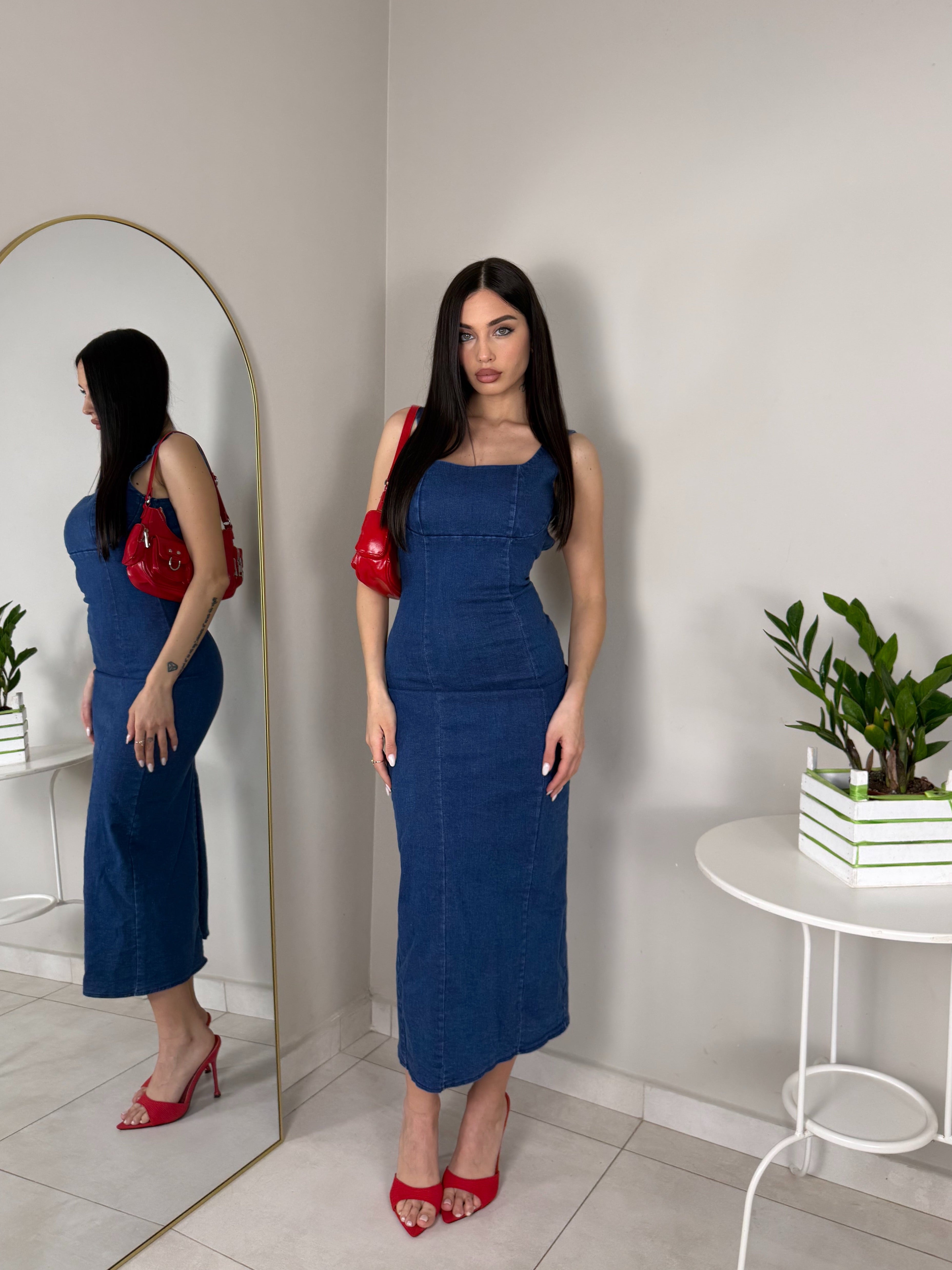 DRESS IN DENIM