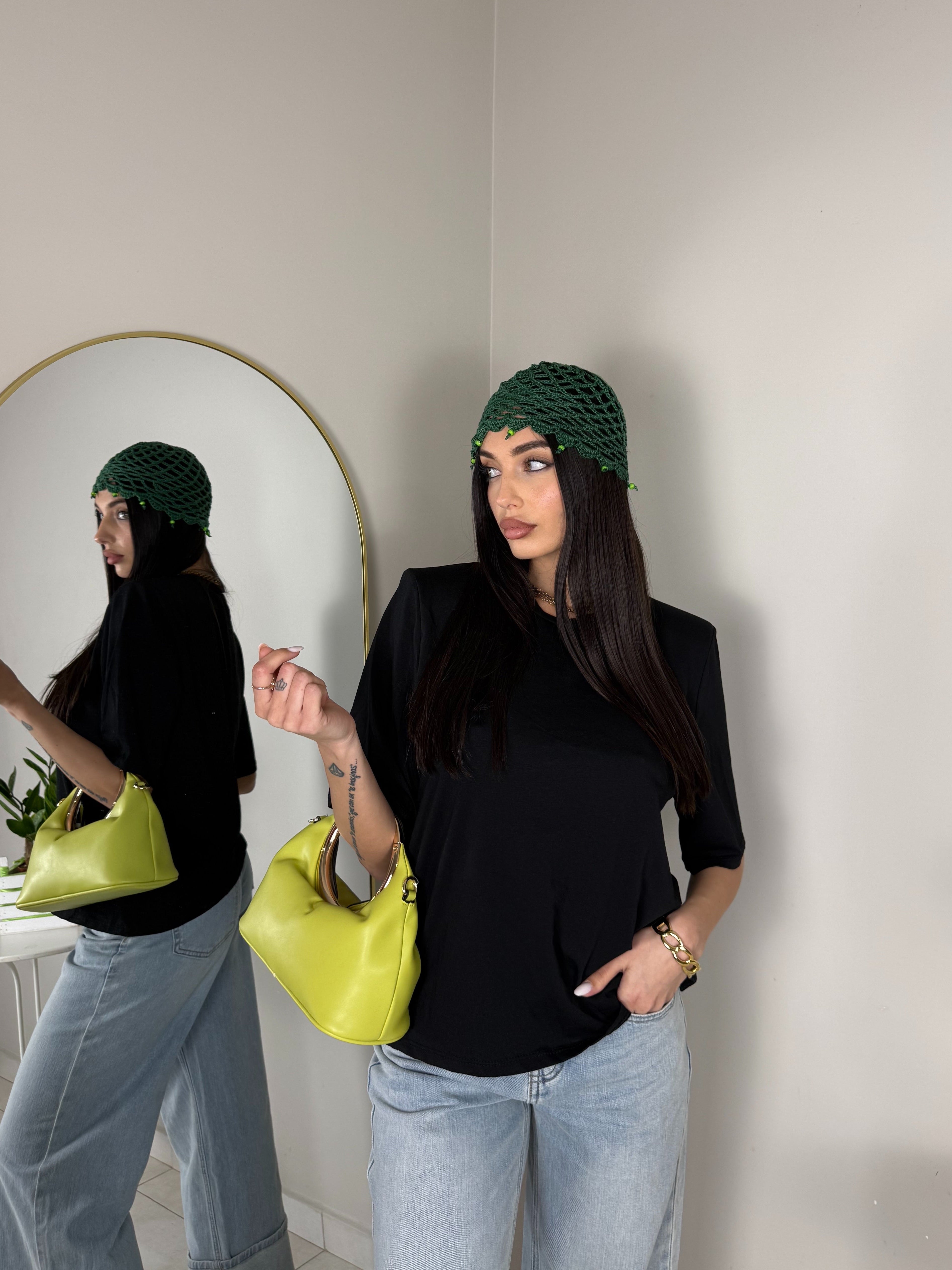 T-SHIRT CON SPALLINE RINFORZATE